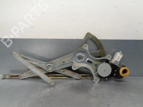 Rudehejsemekanisme ventre foran TOYOTA COROLLA Verso (ZER_, ZZE12_, R1_) 2.0 D-4D (CUR10_, CUR10R) (116 hp) 28103358