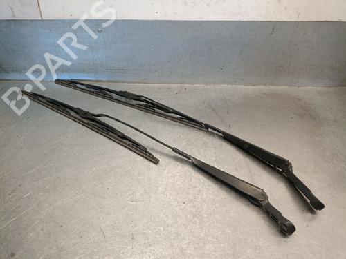 Used Front windshield wiper arm FORD TRANSIT CONNECT (P65_, P70_, P80_) 1.8 TDCi (90 hp) 28019571