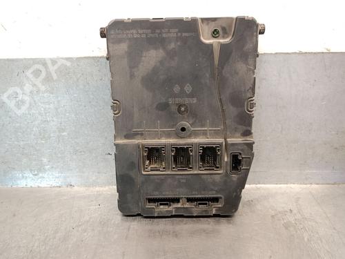 Zekeringkast RENAULT MEGANE II (BM0/1_, CM0/1_) 1.9 dCi (BM0G, CM0G) (120 hp) 28139515