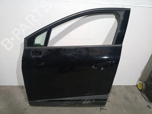 Used Left front door RENAULT CAPTUR II (HF_) TCe 90 (HFM6) (91 hp) 32035368