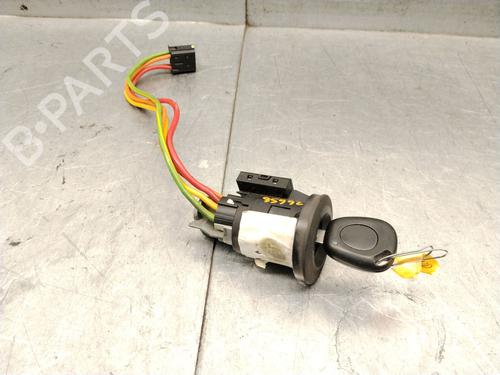Used Ignition barrel Ignition barrel TOYOTA AURIS (_E15_) 2.2 D (ADE157_, ADE151_, ADE151R, ADE157R) (177 hp) 39436078 39436078