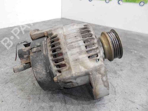 Used Alternator FIAT PUNTO (176_) 60 1.2 (176AP, 176AR, 176AQ, 176BB) (60 hp) 2059439