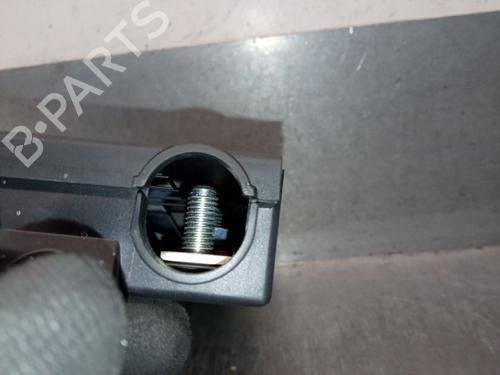 Fuse box JAGUAR F-PACE (X761) 2.0 TD4 | BP30143452E1 