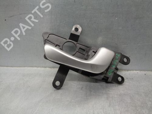 Used Front right interior door handle Front right interior door handle 17742295 17742295