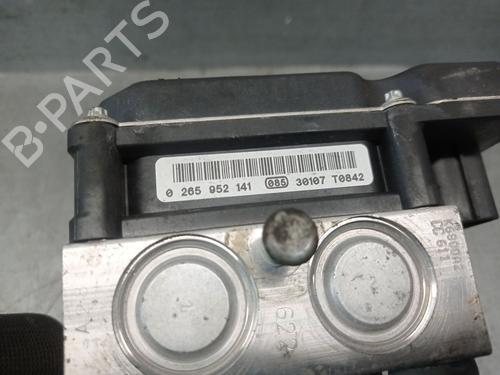 ABS pump PEUGEOT 3008 I MPV (0U_) 2.0 HDi Hybrid4 (0URHCA) | BP27465273M43 
