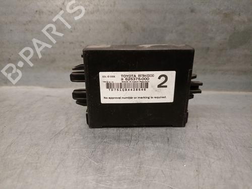 Used Control unit TOYOTA YARIS (_P13_) 1.5 Hybrid (NHP130_) (101 hp) 25238885