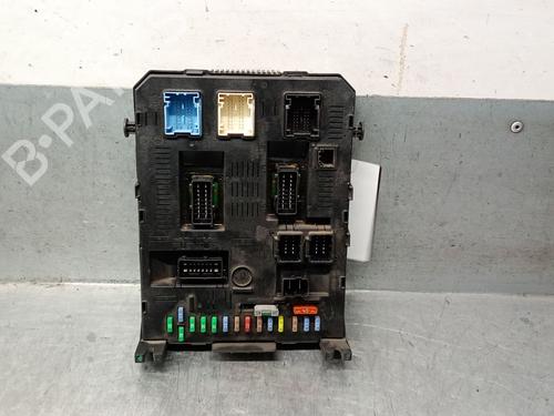 Used Fuse box Fuse box PEUGEOT 407 (6D_) 1.6 HDi 110 (6D9HZC, 6D9HYC) (109 hp) 32720140 32720140
