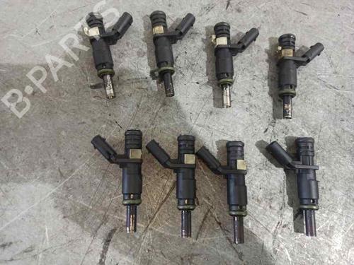 Used Injector MERCEDES-BENZ CLS (C219) CLS 500 (219.372) (388 hp) 25234811