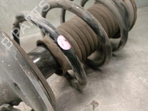 Right front shock absorber TOYOTA YARIS (_P13_) 1.5 Hybrid (NHP130_, NHP130) | BP27175996M17 