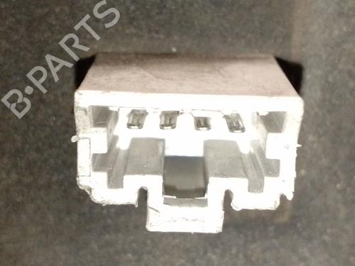Rear center light VOLVO V40 Estate (645) 1.9 DI | BP34737517I39  - Image 5