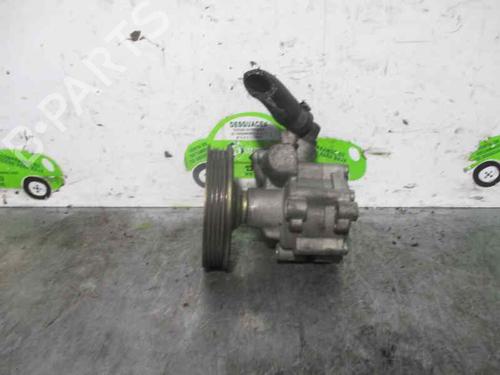 Used Steering pump Steering pump FIAT DUCATO Van (244_) 2.0 JTD (84 hp) 2993425 2993425