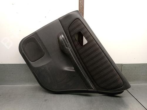 Garniture arrière droite SUBARU IMPREZA Estate (GF) 2.0 i 16V AWD (GF8) (125 hp) 31966585