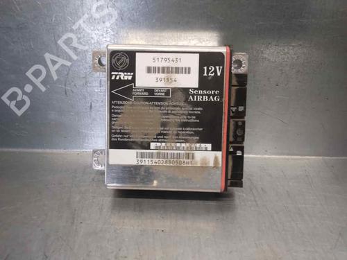 Used ECU airbags ECU airbags FIAT GRANDE PUNTO (199_) 1.3 D Multijet (199.AXD11, 199.AXD1A, 199.AXD1B,... (90 hp) 33274885 33274885
