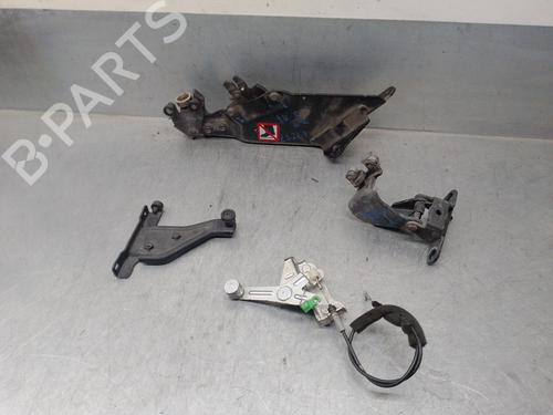Used Hinge/Door check strap MAZDA 5 (CR) 2.0 CD (CR19) (143 hp) 16053594