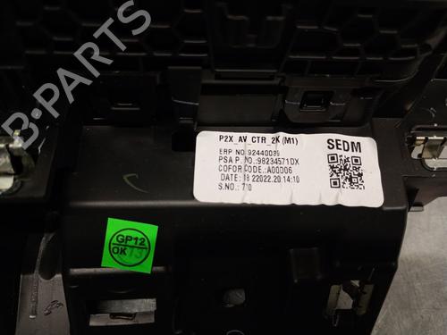 Air vent PEUGEOT 208 II (UB_, UP_, UW_, UJ_) 1.2 PureTech 100 | BP29605409I21 