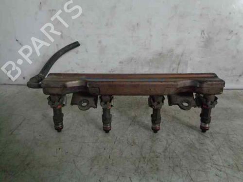 Used Injection rail NISSAN MICRA III (K12) 1.4 16V (88 hp) 7645142
