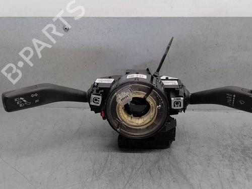 Used Headlight switch VW GOLF VI (5K1) 1.6 TDI (105 hp) 17812336