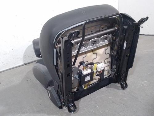 Left front seat SSANGYONG TIVOLI 1.6 XDi 160 | BP38988547C15  - Image 11