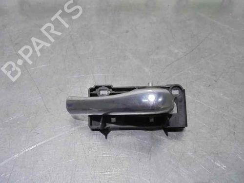 Used Front right interior door handle Front right interior door handle 3215629 3215629