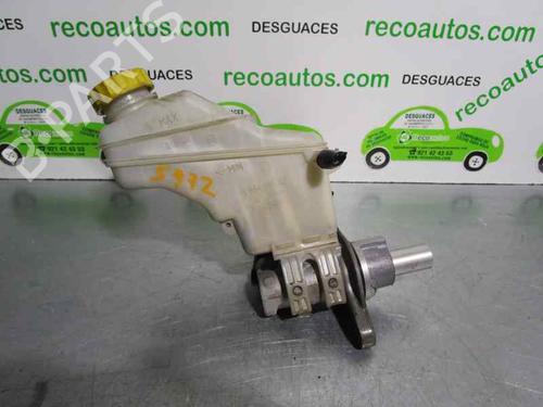 Used Brake master cylinder FIAT GRANDE PUNTO (199_) 1.3 D Multijet (75 hp) 2117040