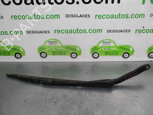 Bakre vindusviskerarm NISSAN TERRANO II (R20) 2.7 TDi 4WD (125 hp) 3472645