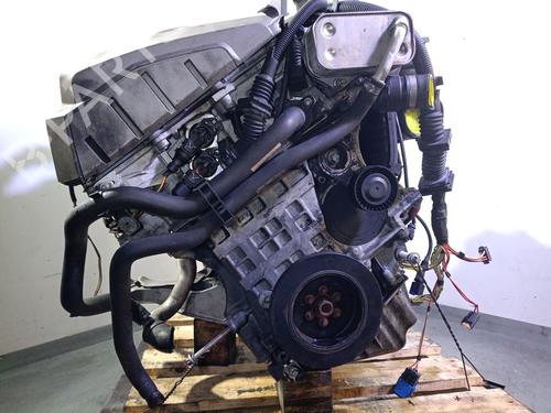 Motor für BMW 5 Touring (E61) 525 i (218 hp) 30308755