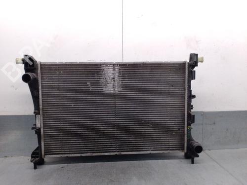 Used Water radiator Water radiator FIAT 500L (351_, 352_) 1.3 D Multijet (199LXY1A, 199LXY11) (84 hp) 32166490 32166490