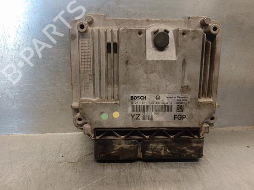Used Engine control unit (ECU) OPEL VECTRA C GTS (Z02) 1.9 CDTI (F68) (120 hp) 16087285
