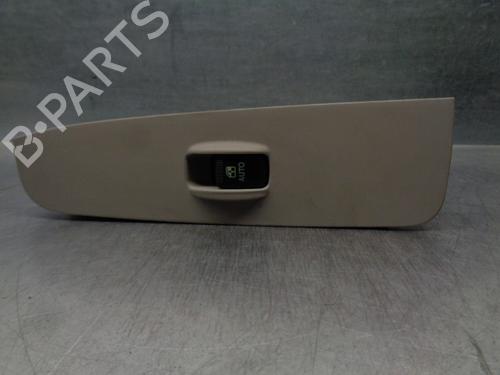Used Right front window switch Right front window switch 9277939 9277939