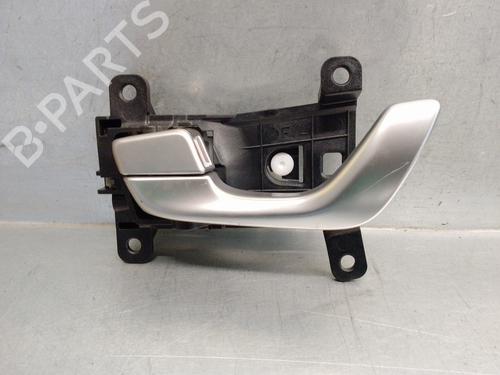 Used Front left interior door handle Front left interior door handle 13946112 13946112