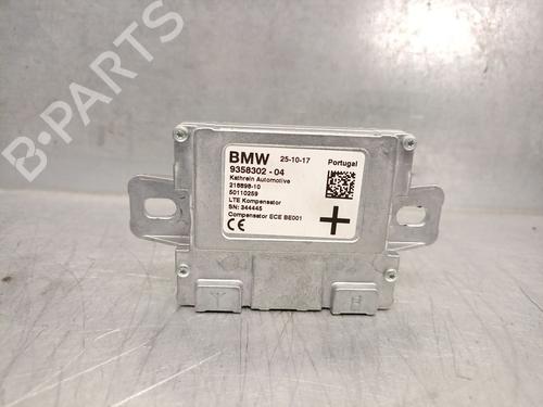 Antenne/Halterung für BMW 5 (G30, F90) 520 d (190 hp) 26644045