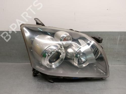 Used Right headlight TOYOTA AVENSIS Estate (_T25_) 2.0 D-4D (ADT250_, ADT250R) (126 hp) 30838747