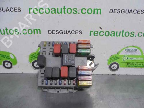 Used Fuse box FIAT PUNTO (188_) 1.9 DS 60 (188.031, .051, .231, .251) (60 hp) 4379557