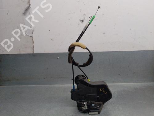 Venstre bagtil lås TOYOTA AVENSIS Estate (_T25_) 2.0 D-4D (ADT250_, ADT250R) (126 hp) 31595305