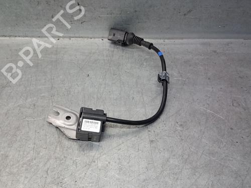 Used Electronic sensor PORSCHE CAYENNE (9PA) 3.2 (250 hp) 28058283