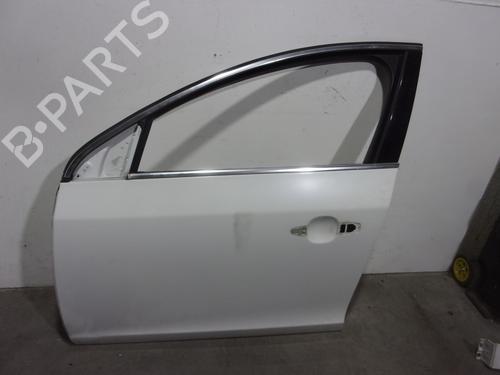Used Left front door Left front door 16059236 16059236