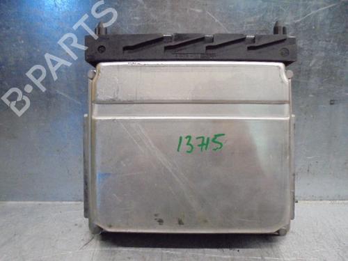Used Engine control unit (ECU) VOLVO S60 I (384) 2.4 D (163 hp) 8334261
