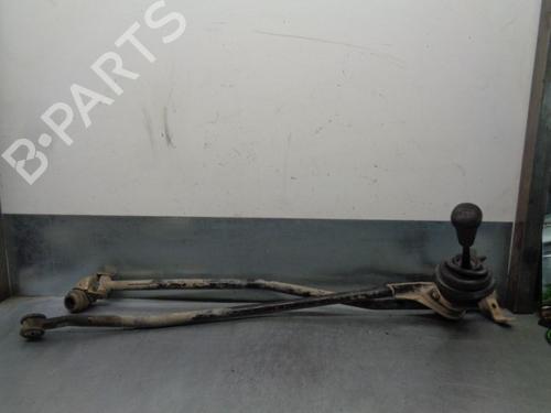 Used Gear lever ROVER 400 II (XW) 416 GSI/GSE (116 hp) 9073632