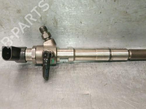 Injector AUDI A1 Sportback (8XA, 8XF) 1.6 TDI (90 hp) 31815035