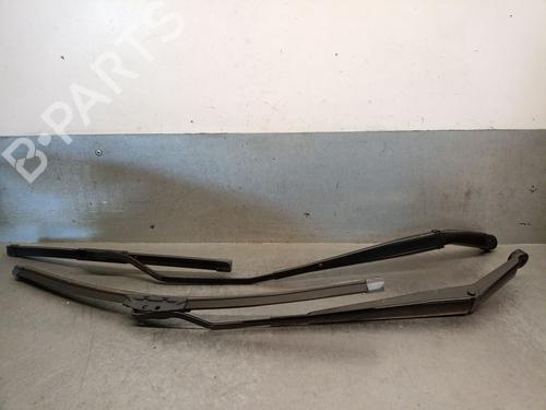 Used Front windshield wiper arm Front windshield wiper arm CHEVROLET AVEO / KALOS Hatchback (T200) 1.2 (72 hp) 35807275 35807275