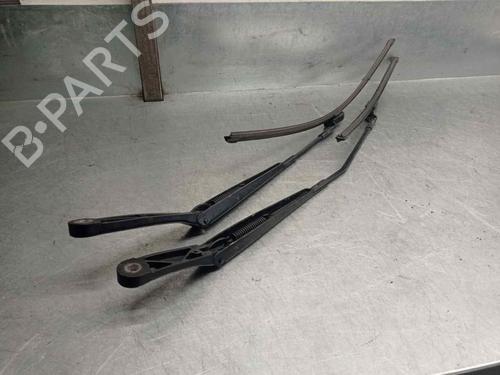 Front windshield wiper arm VW GOLF VI (5K1) 1.4 | BP9286927C143 