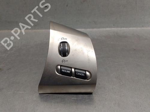 Commandes au volant JAGUAR XF I (X250) 2.7 D (207 hp) 31945089