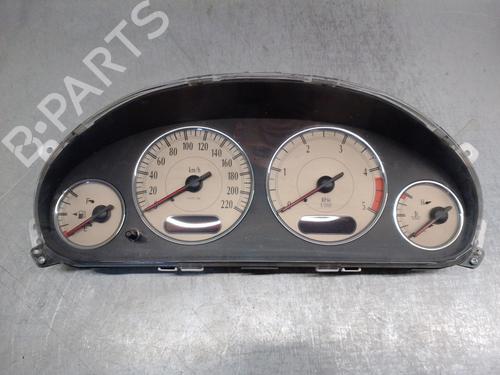 Used Instrument cluster Instrument cluster 13116471 13116471