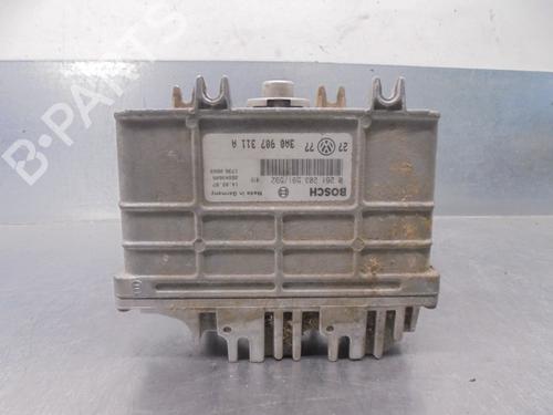Used Engine control unit (ECU) VW GOLF III (1H1) 1.8 (75 hp) 17077592