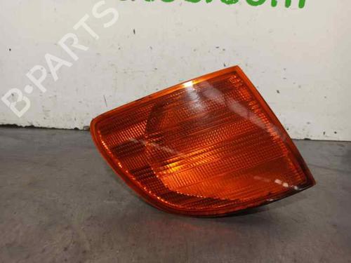 Used Right front indicator MERCEDES-BENZ VITO Van (W638) 110 D 2.3 (638.074, 638.078) (98 hp) 5602357