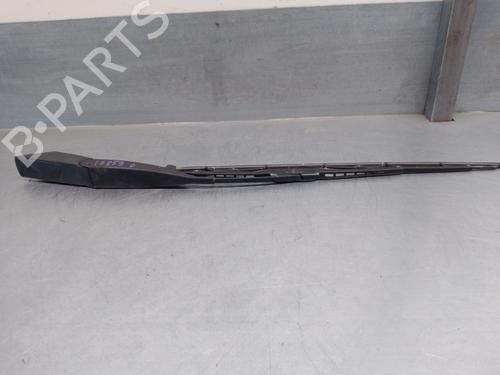 Used Front windshield wiper arm MERCEDES-BENZ E-CLASS (W210) E 320 (210.055) (220 hp) 13364036