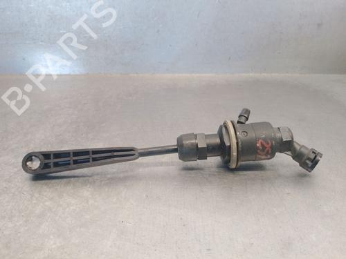 Used Clutch slave cylinder Clutch slave cylinder 37526035 37526035