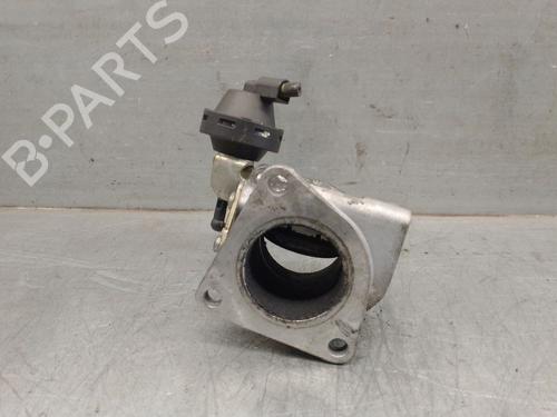 Used Throttle body ALFA ROMEO 166 (936_) 2.4 JTD (936AXA00, 936A3B00) (150 hp) 28003339