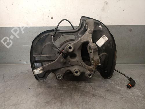 Used Left front steering knuckle MERCEDES-BENZ C-CLASS (W204) C 200 CDI (204.001) (136 hp) 25404289