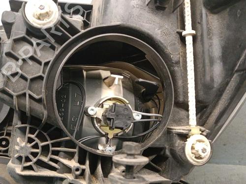 Right headlight VW CRAFTER Van (SY_, SX_) 2.0 TDI FWD (SYB, SYC, SYD) | BP33285705C29 - Image 10